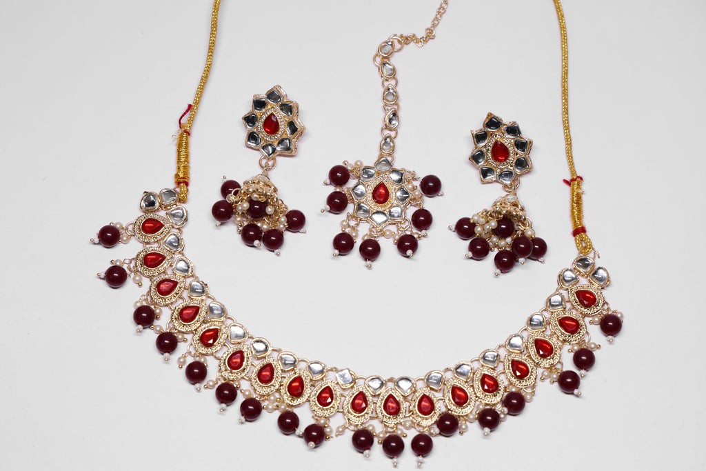 Maroon Kundan Necklace Set with Matching Earrings & Maang Tikka for Women | Traditional Gold-Plated Ethnic Jewellery