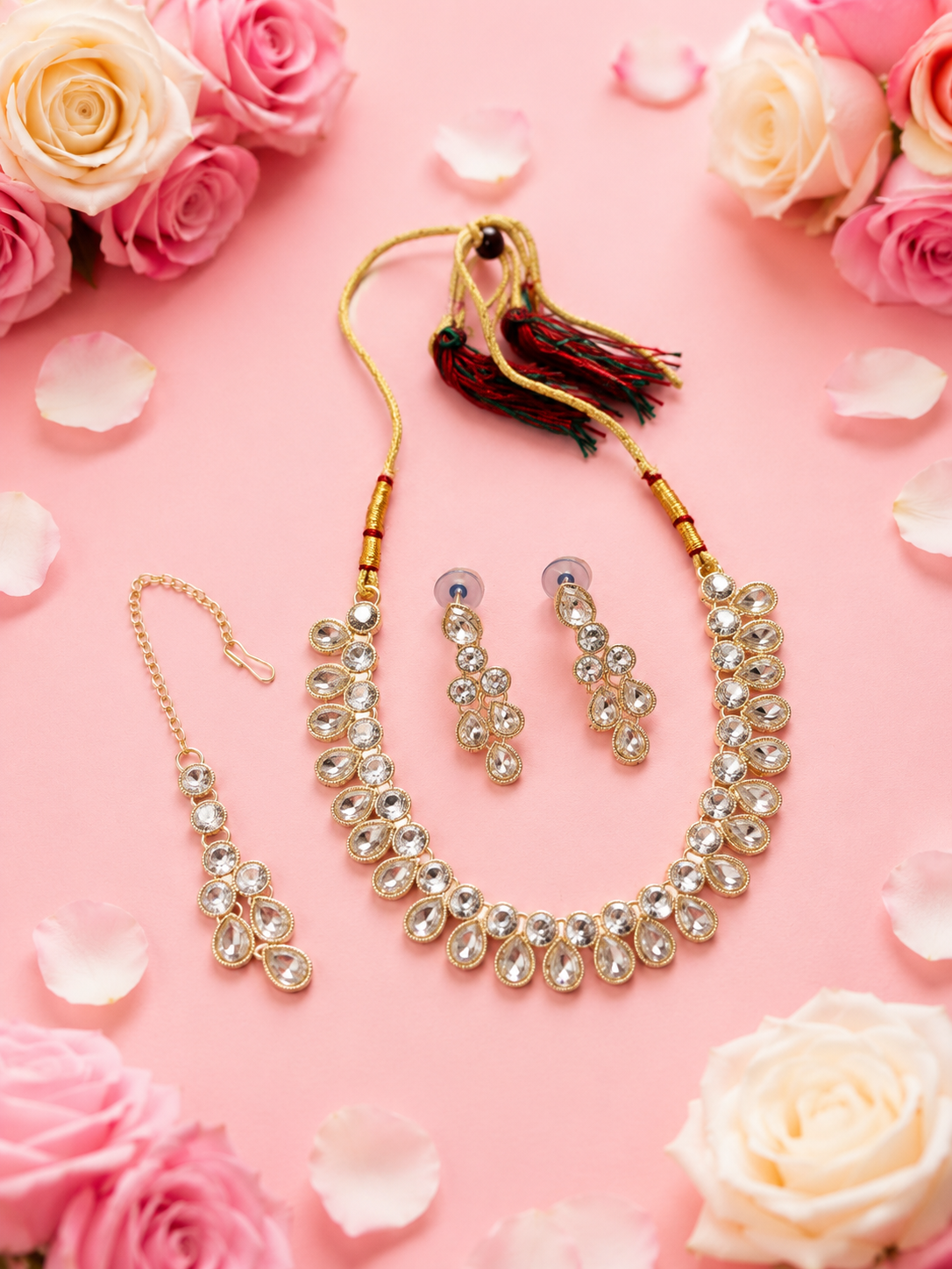 Elegant Gold-Plated White Kundan Necklace Set with Matching Drop Earrings & Maang Tikka